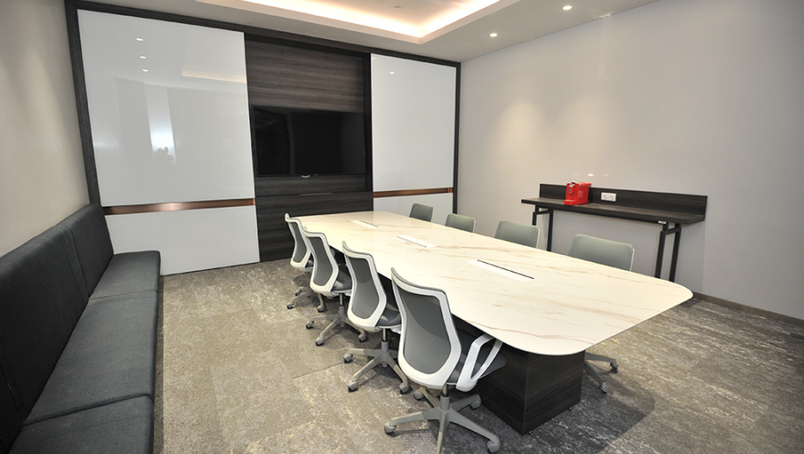 Avian Innovation Center